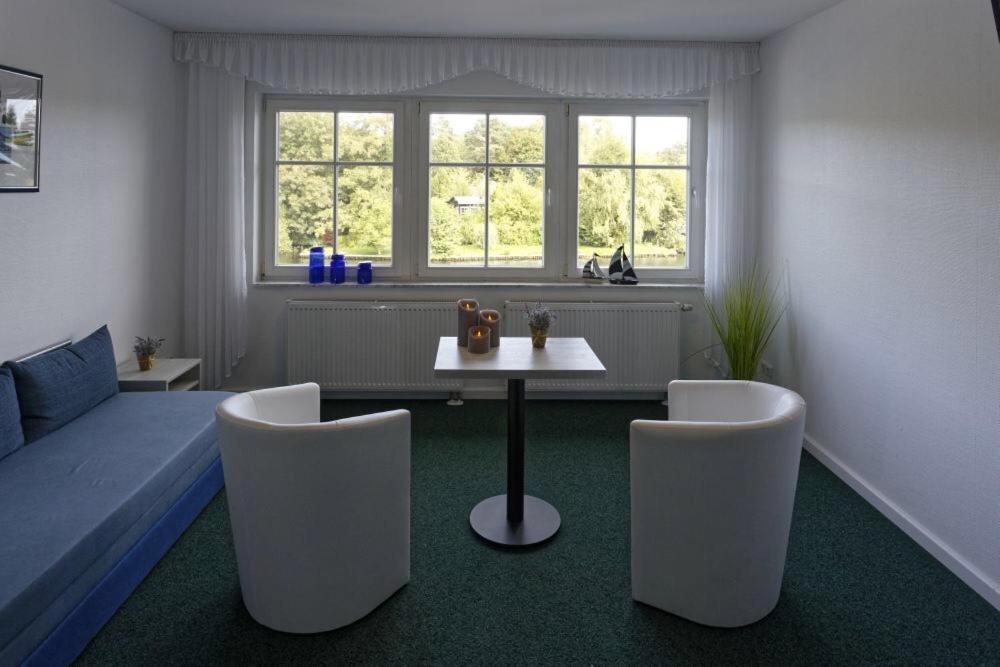 Hotel Neu-Helgoland à Berlin Extérieur photo